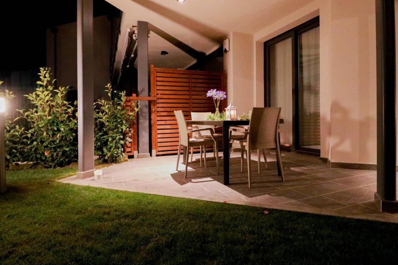 Apartamento H11 Luxury 9A - Porto - Piscina - Jacuzzi Santo Stefano al Mare Exterior foto