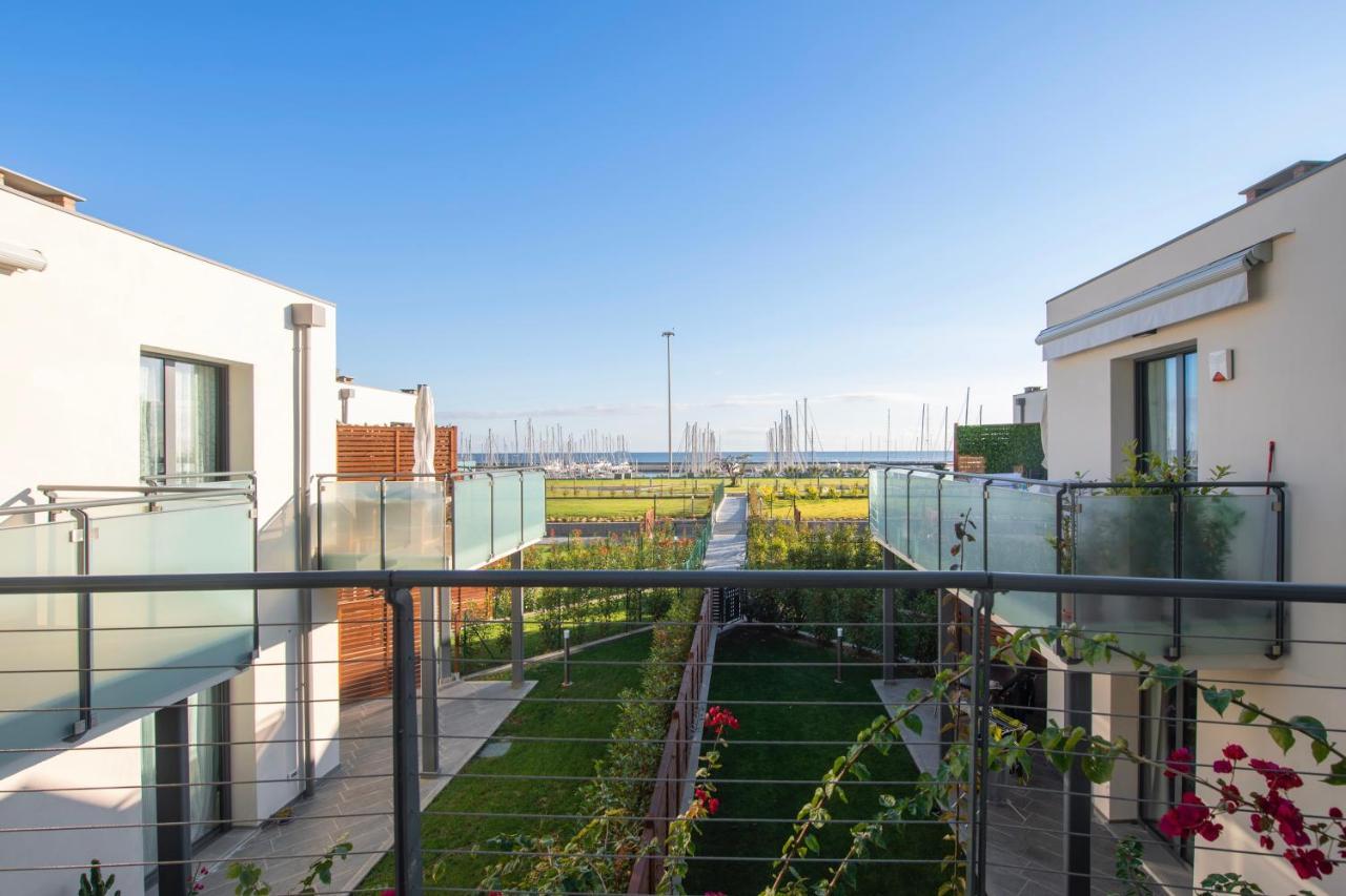 Apartamento H11 Luxury 9A - Porto - Piscina - Jacuzzi Santo Stefano al Mare Exterior foto